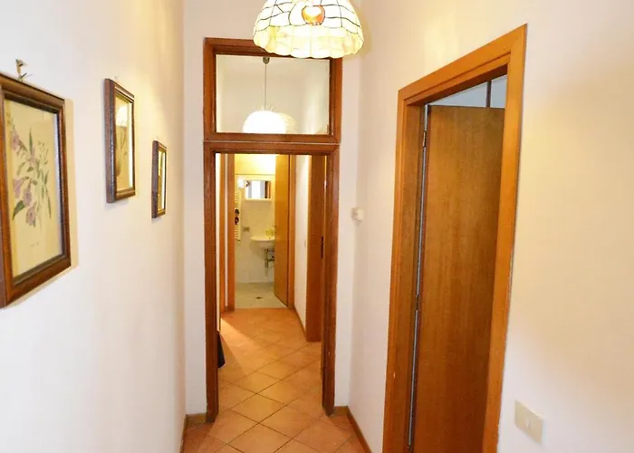 Unyca - Santa Croce 2 Bedroom 1 *