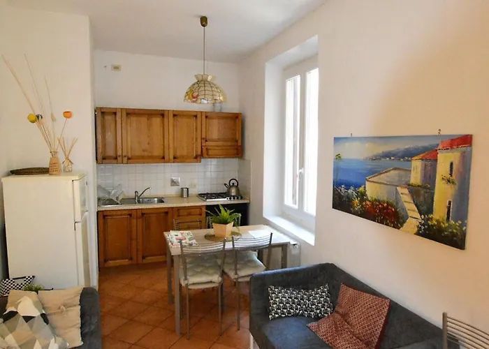 Unyca - Santa Croce 2 Bedroom 1 فلورنس